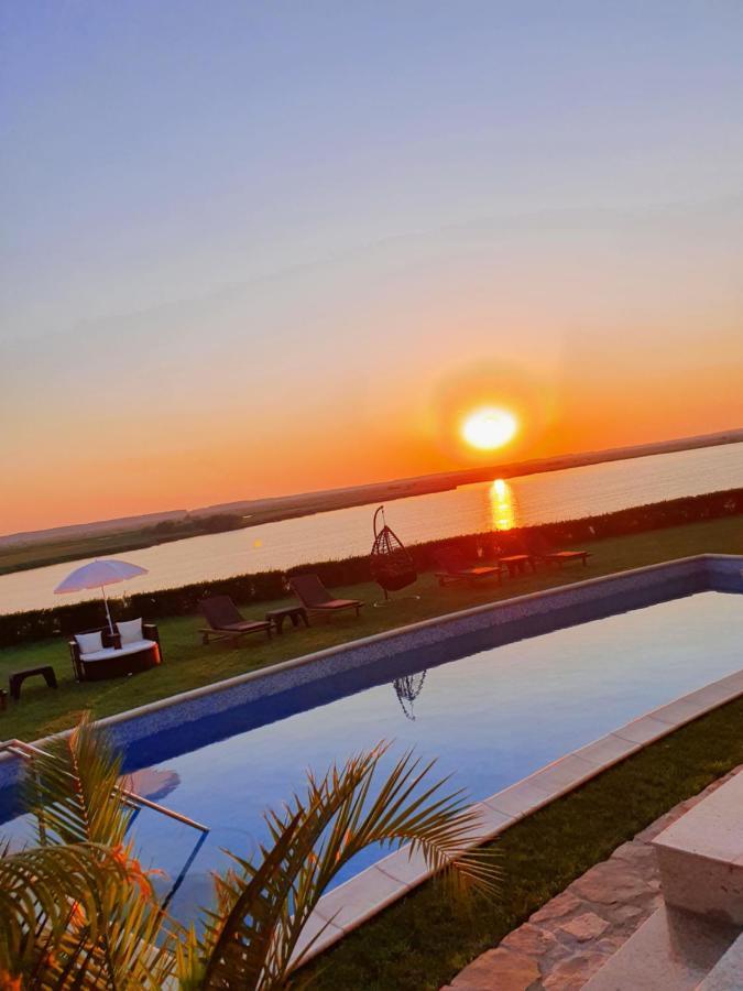 Casa Miralago Boutique Tulcea Exterior foto